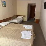 Kamenec Budget 2* Νεσέμπαρ