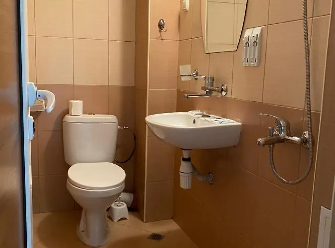 Kamenec Budget Hotel