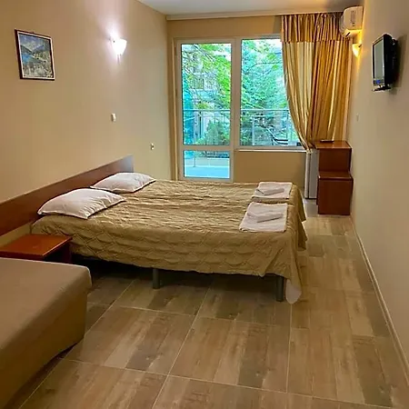 Hotel Kamenec Budget 2*