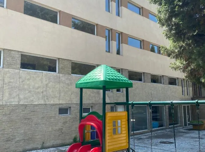 Kamenec Budget Otel 2*